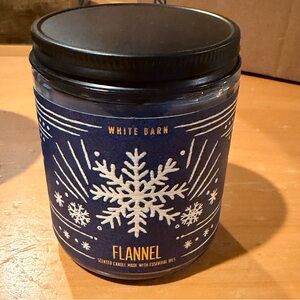 Bath & Body Works White Barn Flannel Candle - Deep Blue